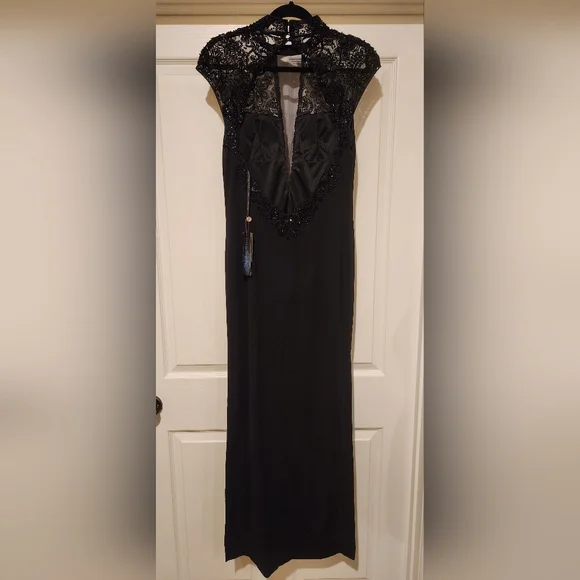 Sue Wong Dresses | Sue Wong Black Beaded Gown | Color: Black/Silver | Size: 8 | Bettybevamp's Closet